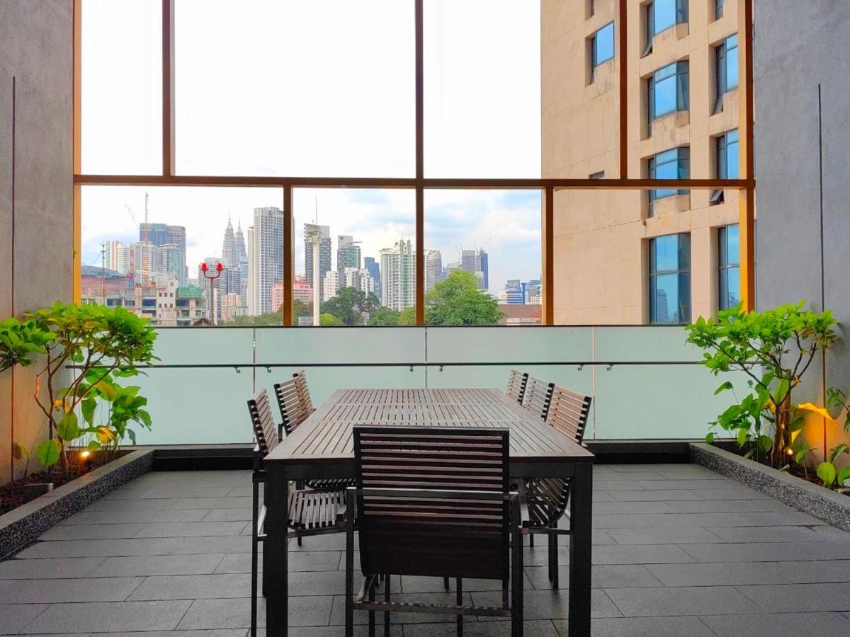 Opus Residences Kuala Lumpur Merdeka Tower Bagian luar foto